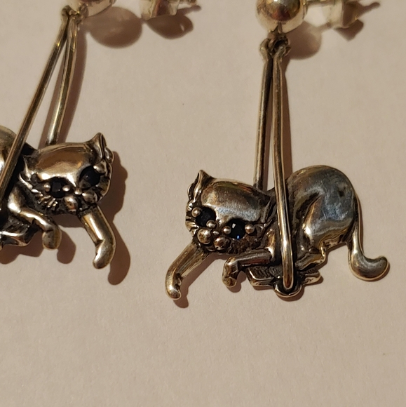 Sterling Silver Cat on Swing Sapphire Earrings Car Lady Cat Lover - Picture 2 of 4